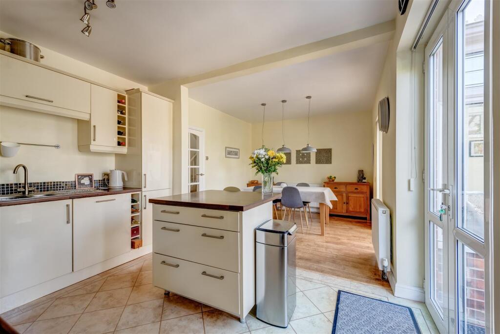 Kitchen Diner