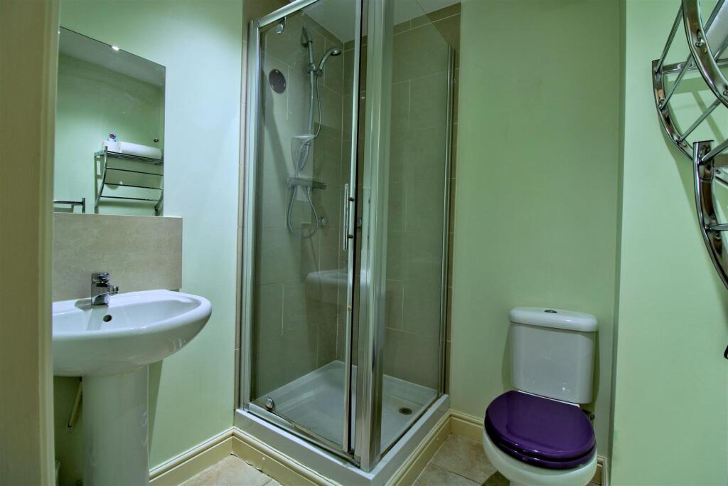 Ensuite
