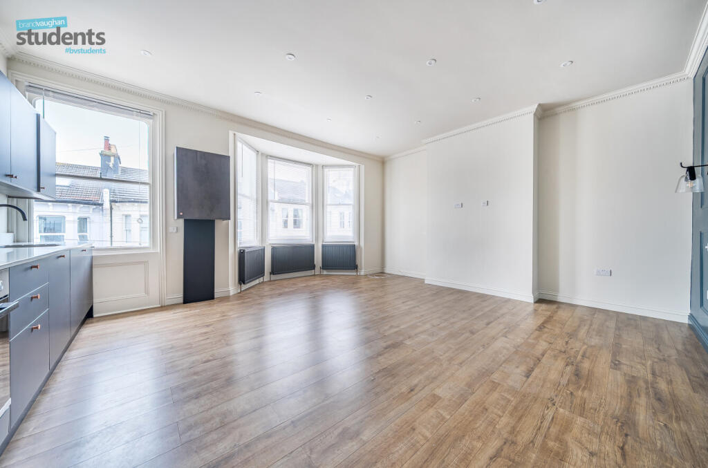 2c2fd42c-2b48-477...