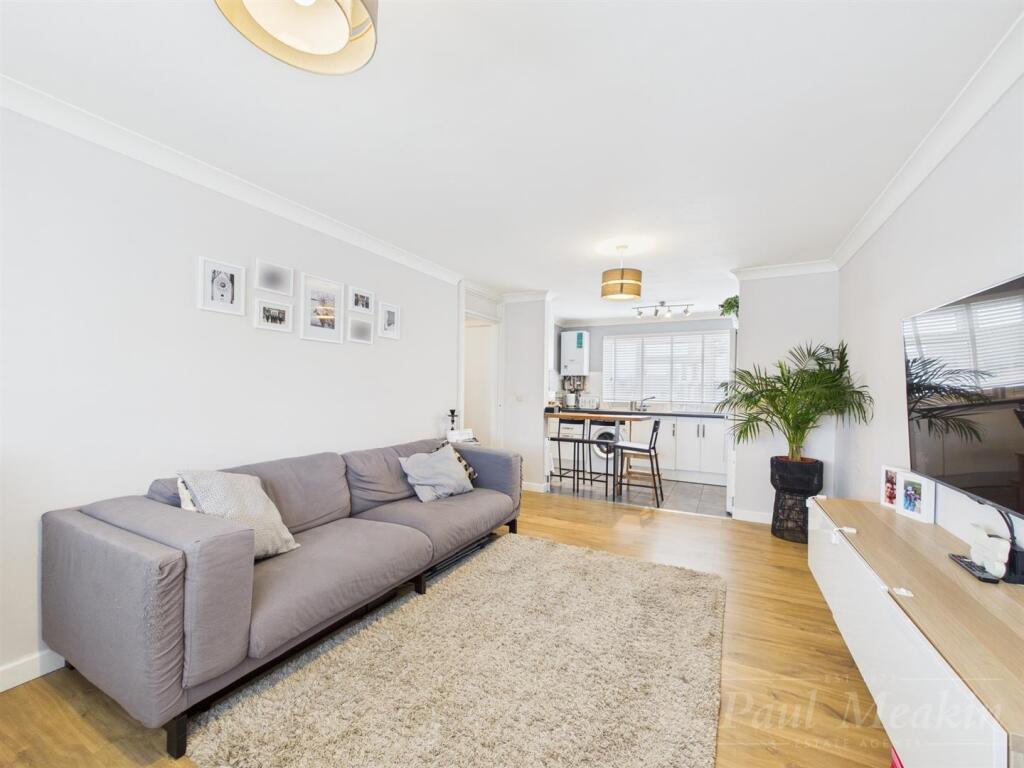 Kitchen/ Reception Room