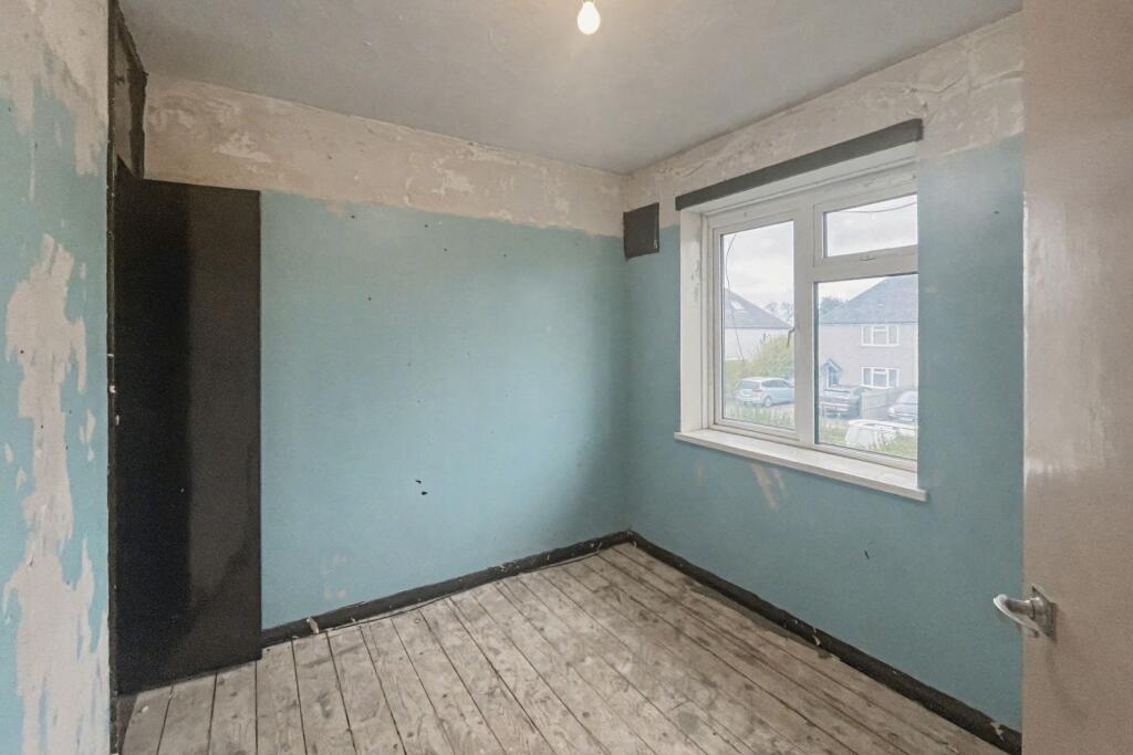 52 Kingscroft Road, Banstead, Surrey, SM7 3LY