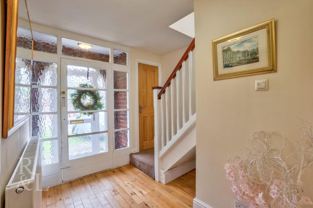 40 Peterdale (1).jpg