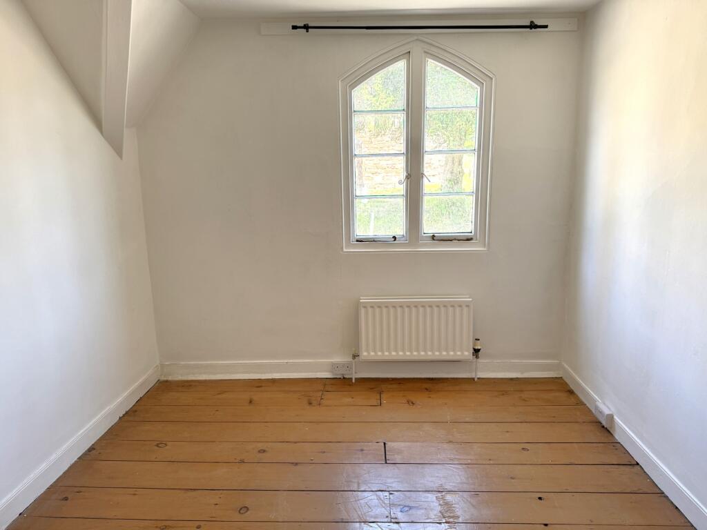 Bedroom 1 (1)