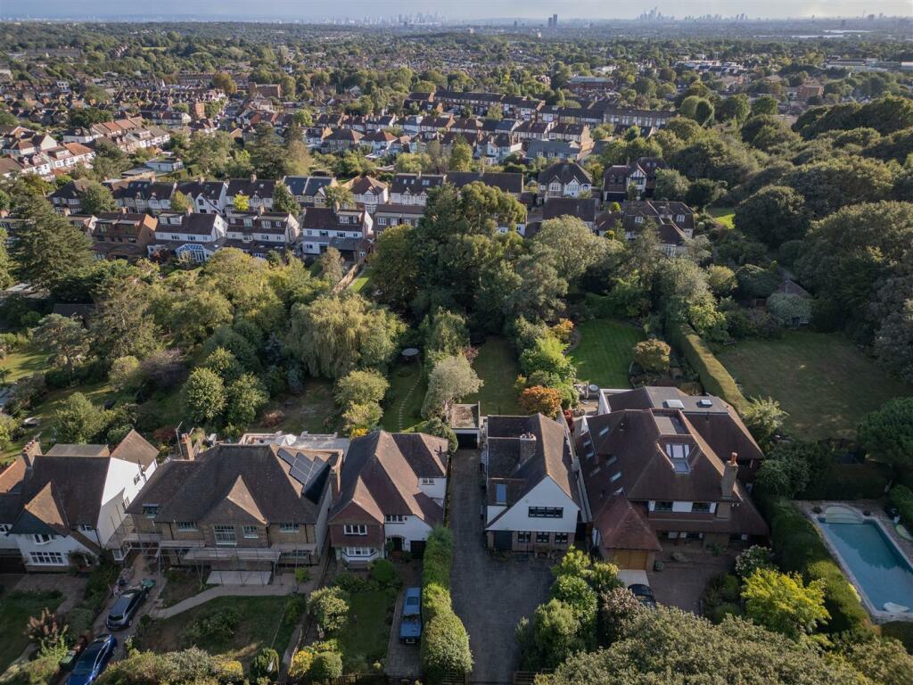 Forest View, E4