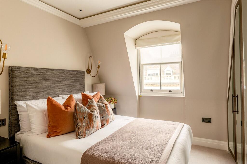 Double Bedroom