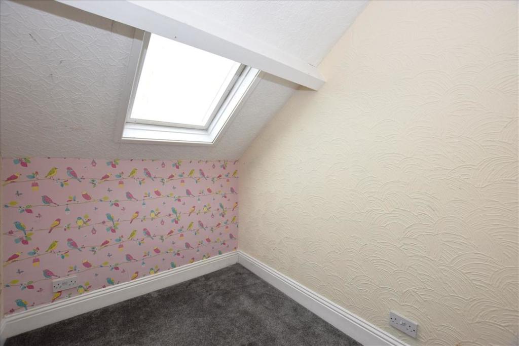BEDROOM FIVE