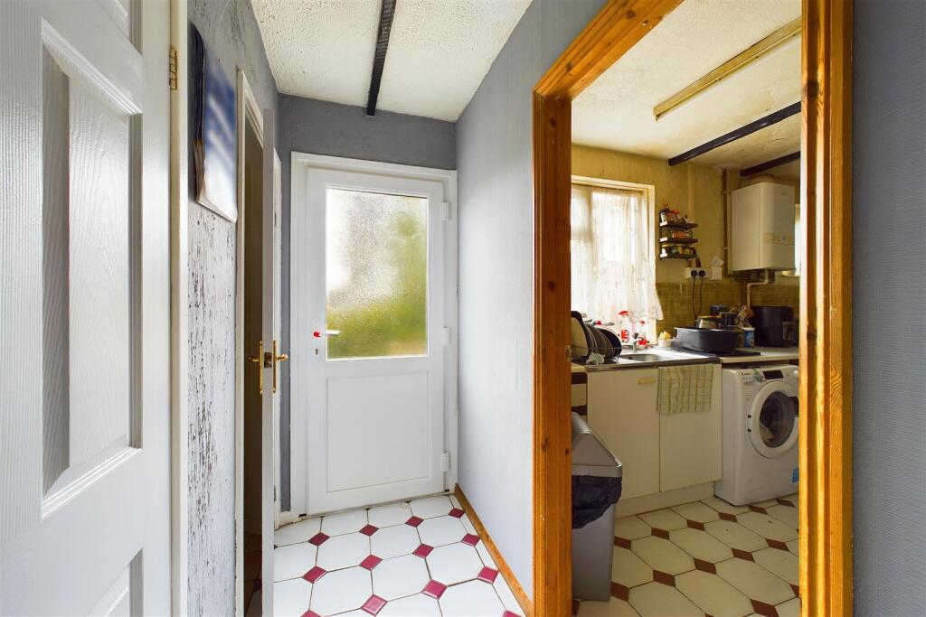 8 Ashcroft Road, Sea Mills, Bristol BS9 2NE | Free