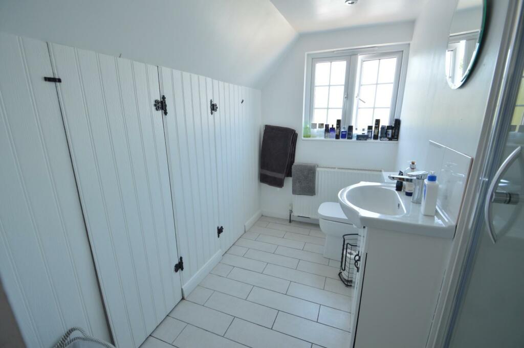 Ensuite to bedroom two
