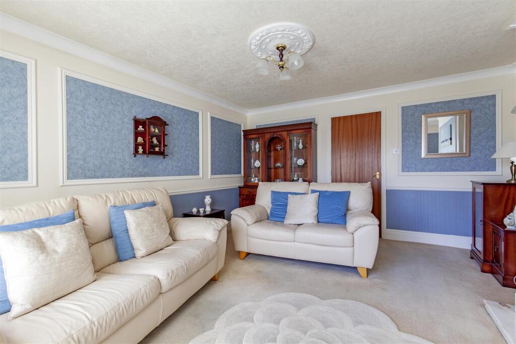 Reception Room-2.jpg