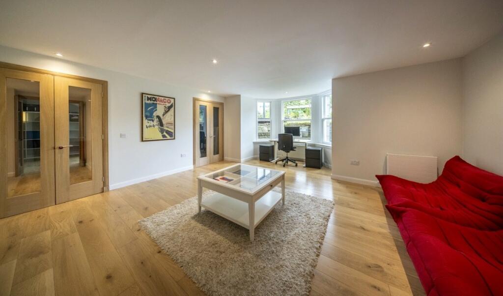 Lounge Room
