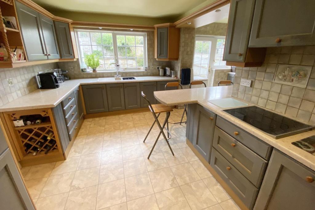 3-Kitchen