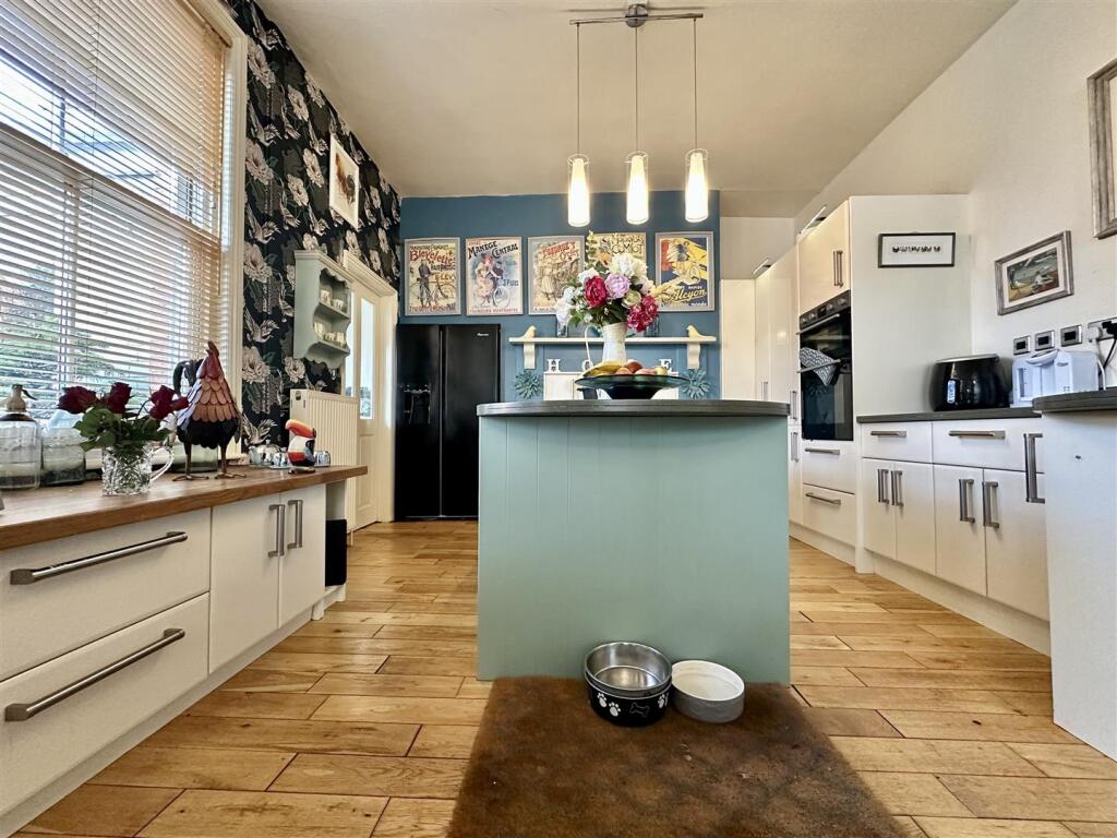 Kitchen / Dining &amp; Family Room