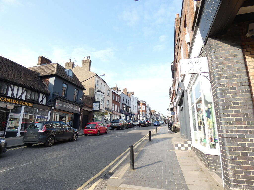 Hollywell Hill En...