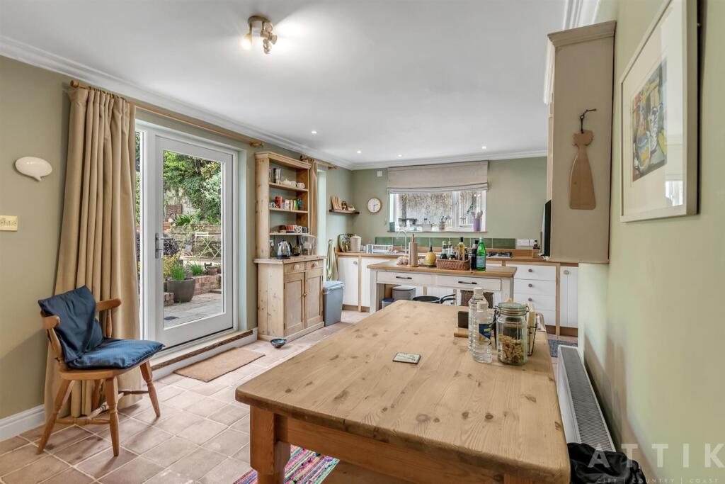 57 Quay Street Halesworth IP19 8EY (22).jpg