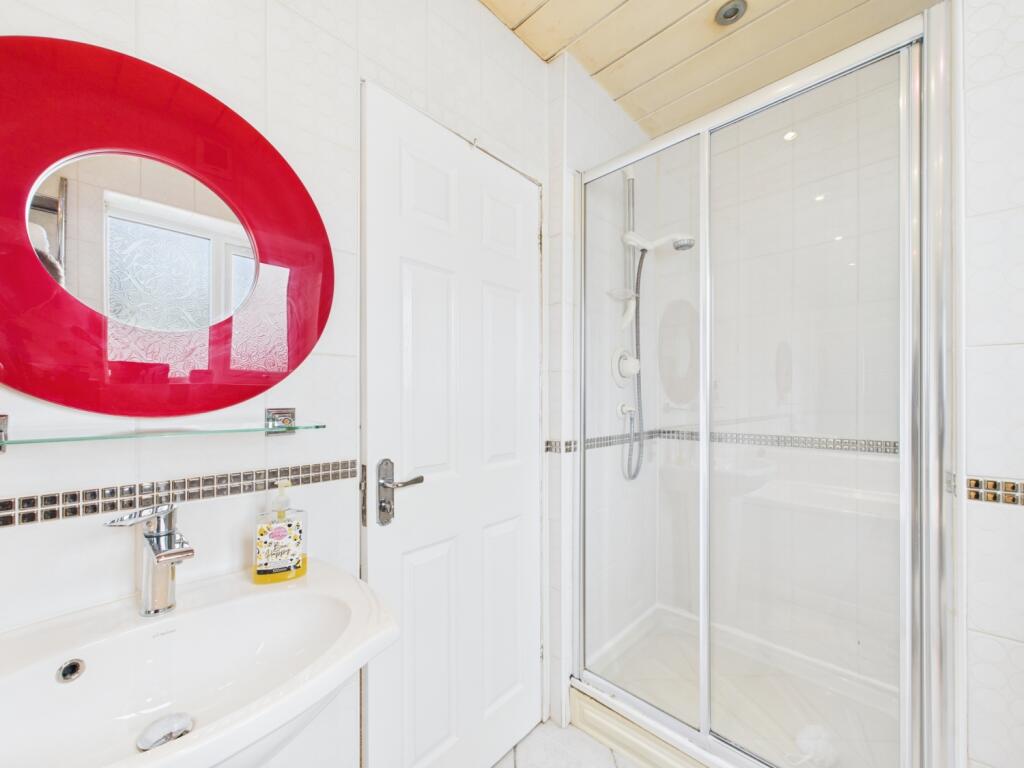 CAM02386G0-PR0146-STILL034 - Copy