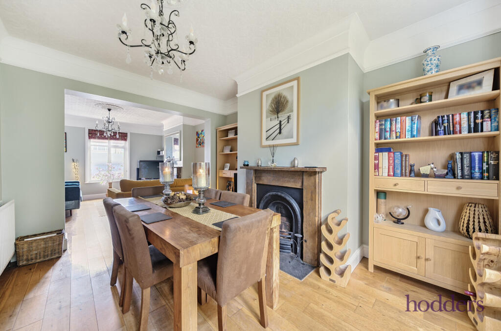 585ccb56-058d-498...