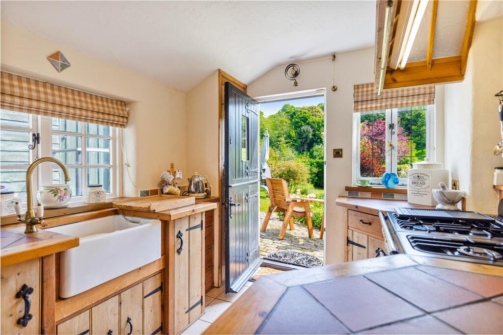 A17 - Orchard View Cottage Cockington Way - 250606