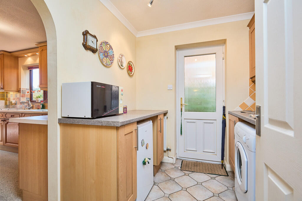 Edward Knight 202...