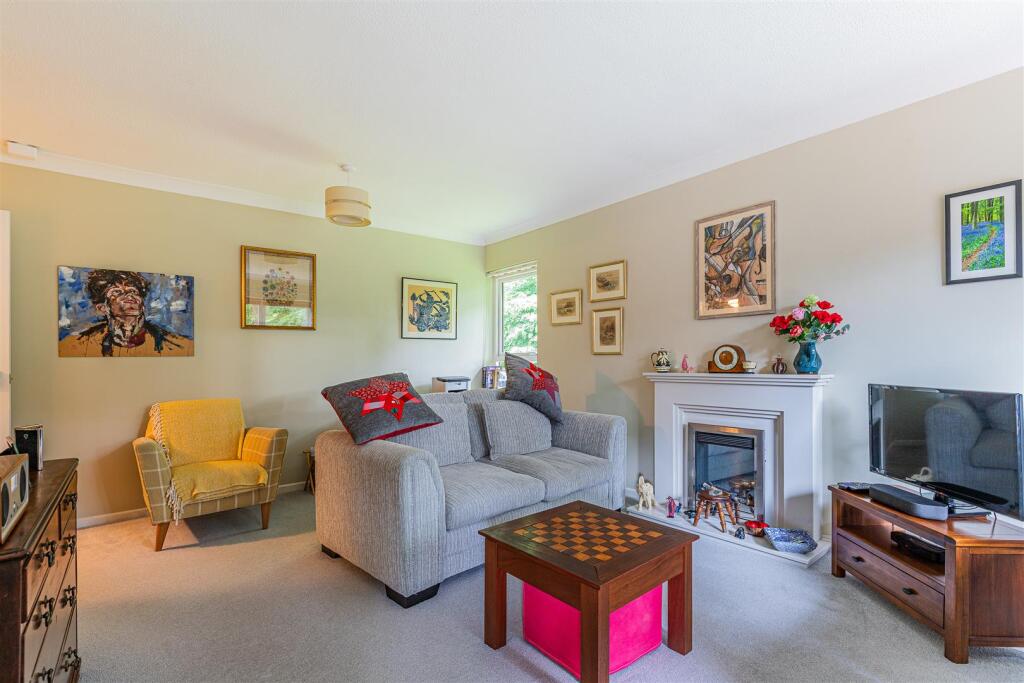 Gwent House 4-13.jpg