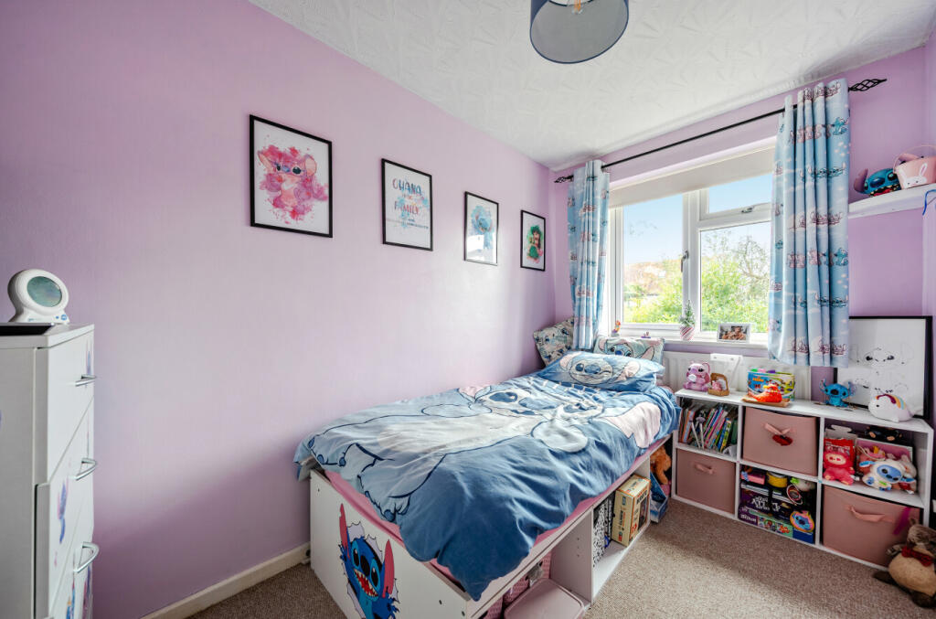 1384602-4-692843c...