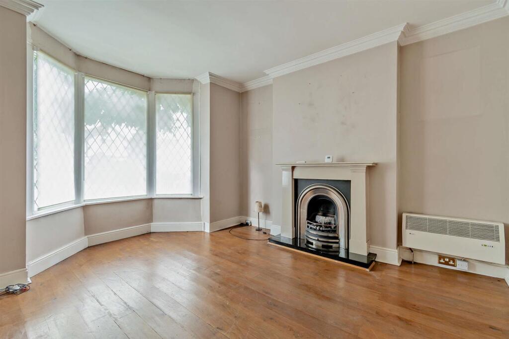 8665389-interior01-800.jpg