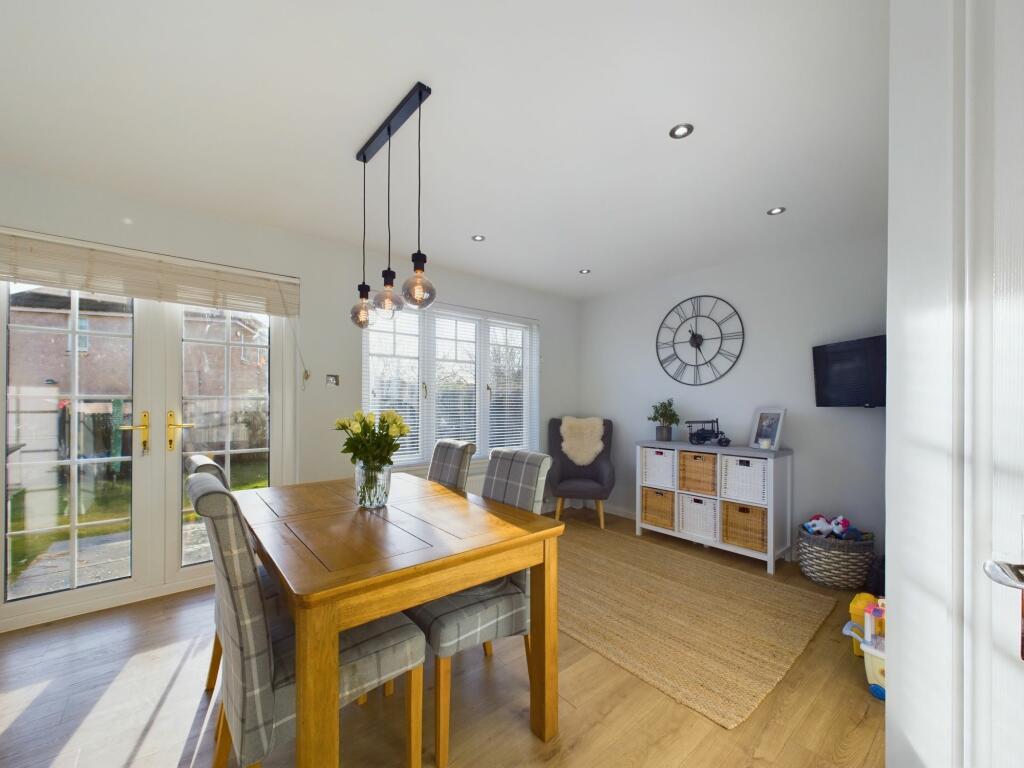 Dining / Family Room