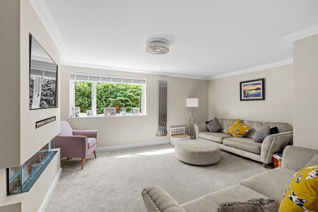 18TaverhamRoad-004 - Copy - Copy.jpg