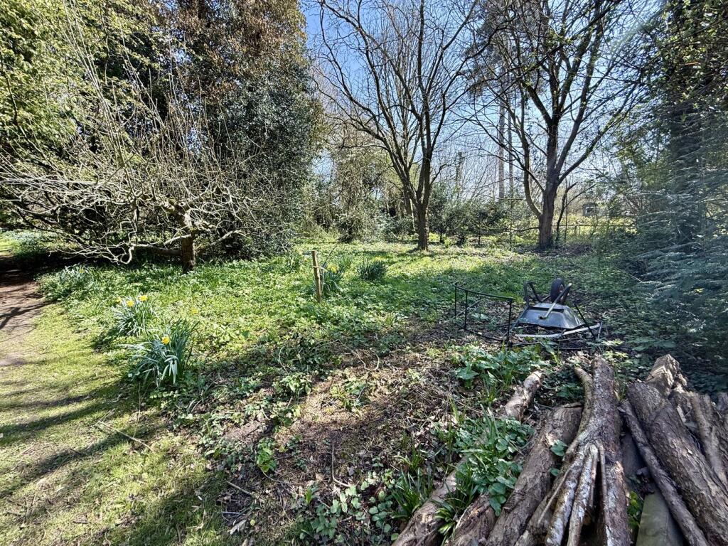 Walled Garden - Available By Separate Negotiation. 