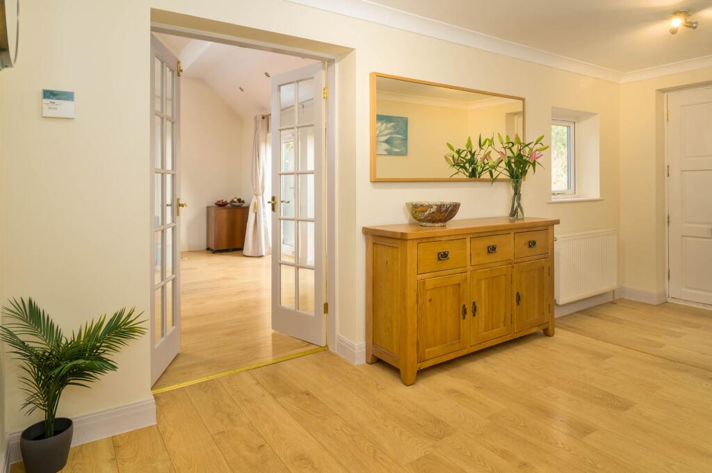 Entrance/hallway 