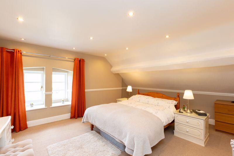 BEDROOM 5