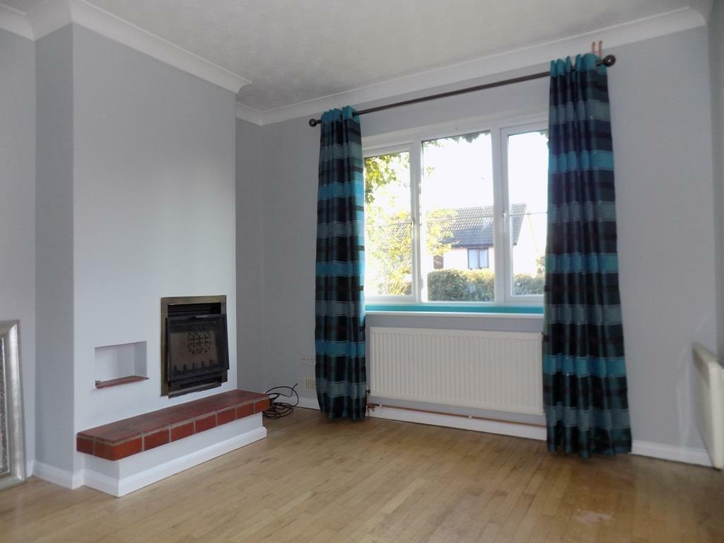 DINING ROOM / SNUG