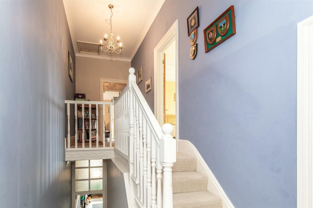 STAIRS &amp; FIRST FLOOR LANDING