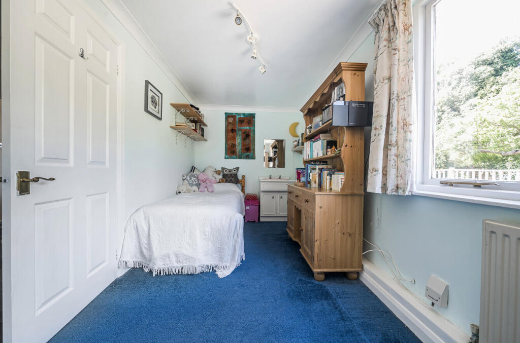 1318392-18-6862b4...