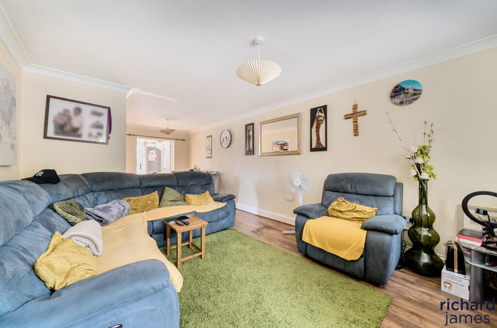 08edaa55b26149418633fdda43158f2e