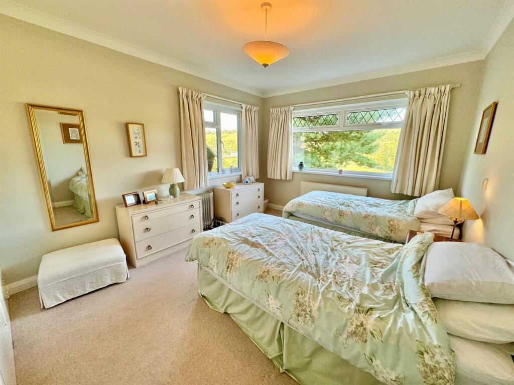 PHOTO-2024-08-23-20-50-49 (13).jpg