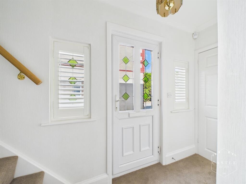 ENTRANCE HALL