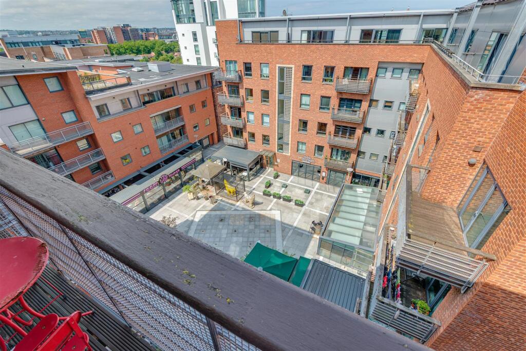 87 Hudson Gardens_28.jpg