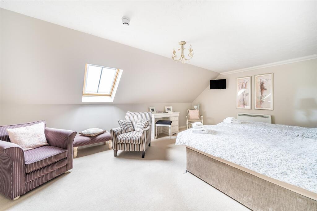 Guest Suite New.jpg