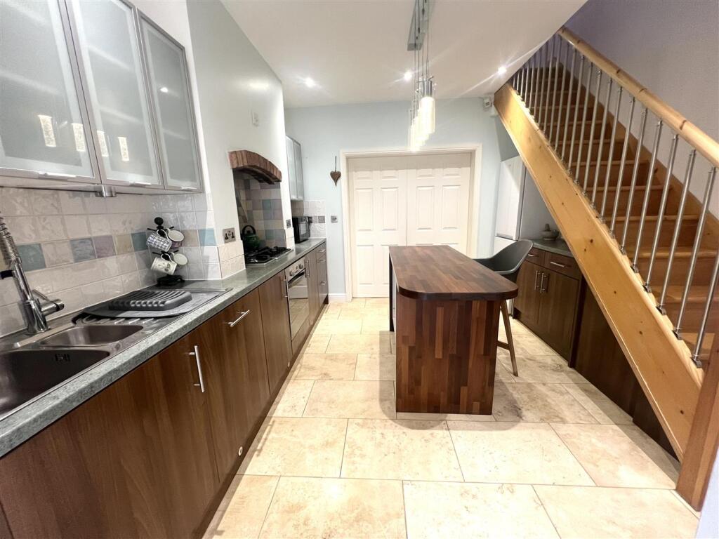 74B CHAPEL ST 3.jpg