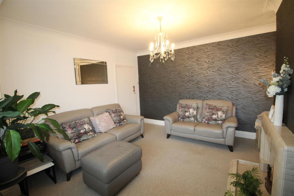 Haymarket, Lounge 1.JPG