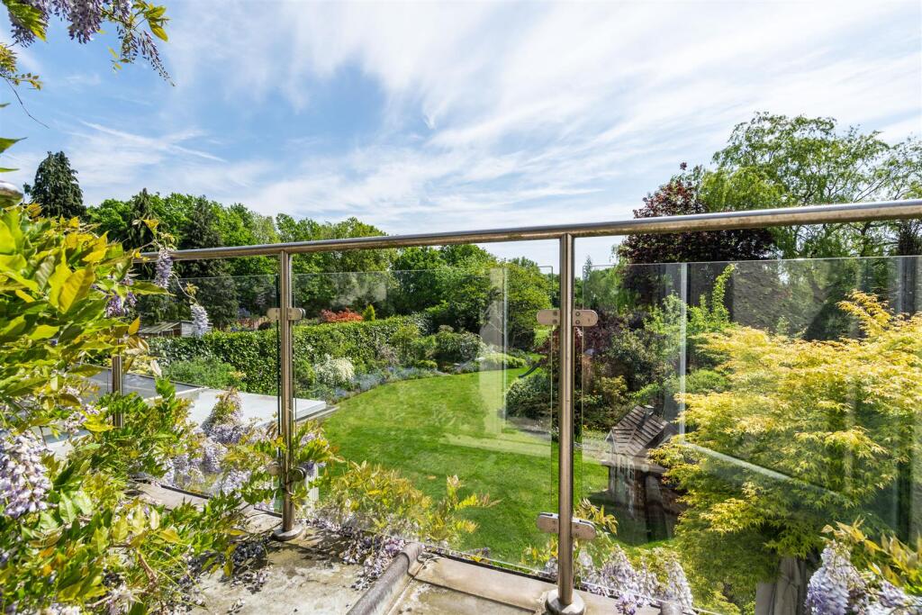 74 Dovehouse Lane_17.jpg