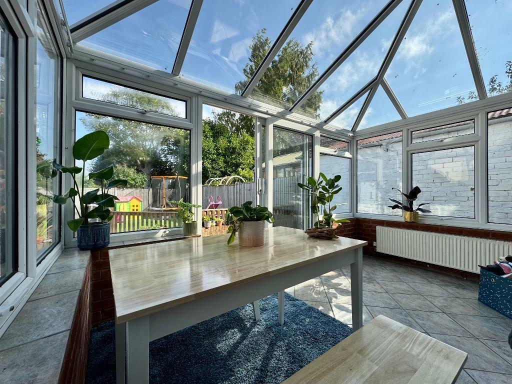 Sunroom with dining area