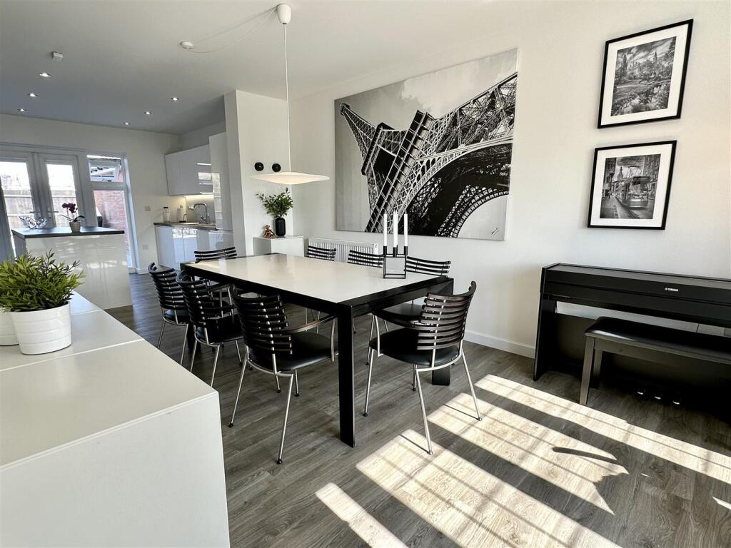 dining kitchen