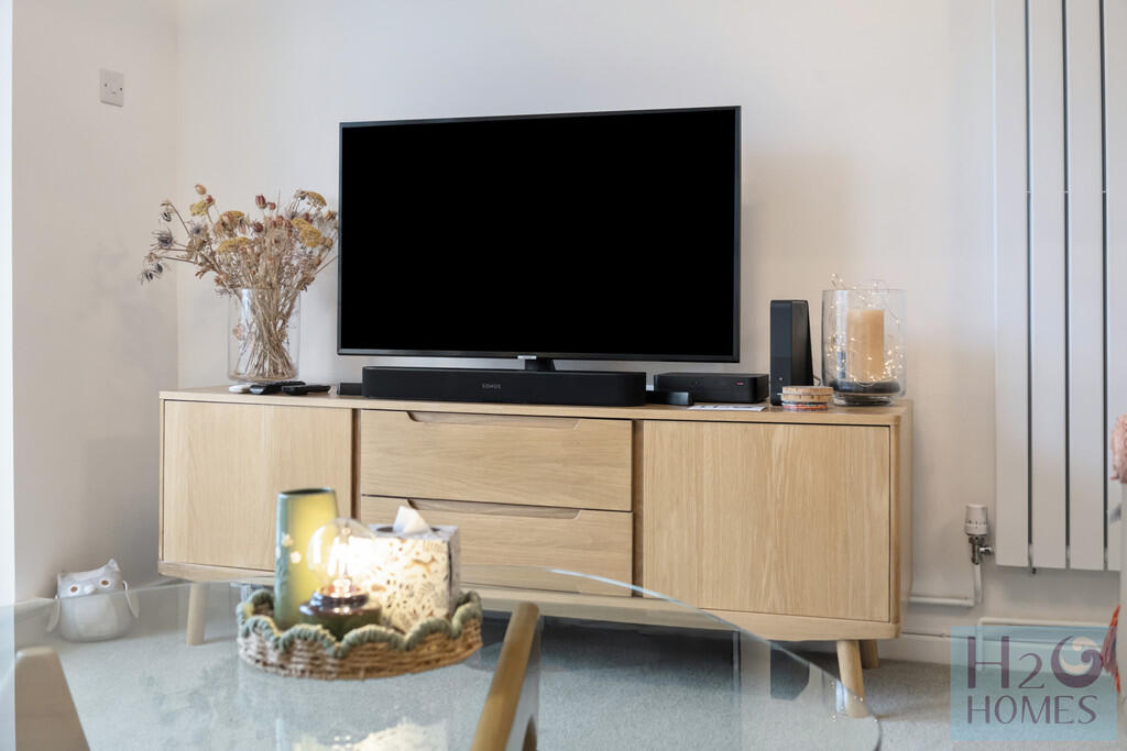 Neptune Court, 21...