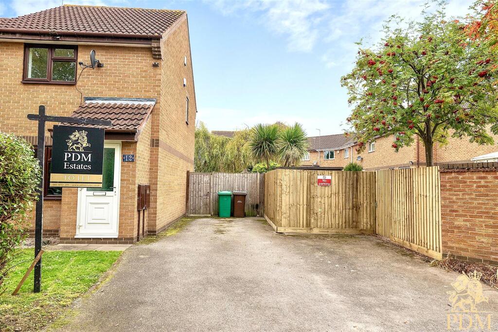 12 Chapman Court (3 of 21).jpg