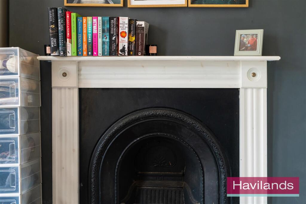 Palmerston Crescent-4.jpg