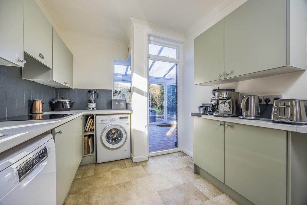 13 Grant Road, Fa...