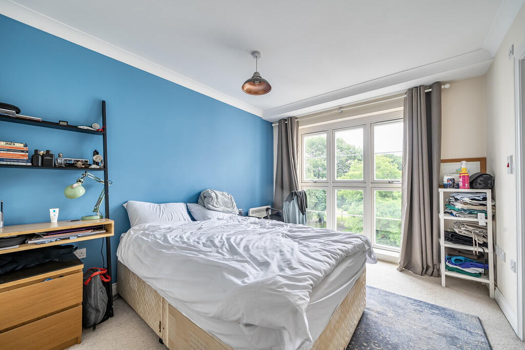 1305867-13-684719...