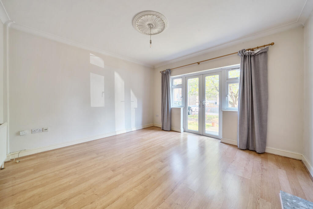 1298974-15-682c49...