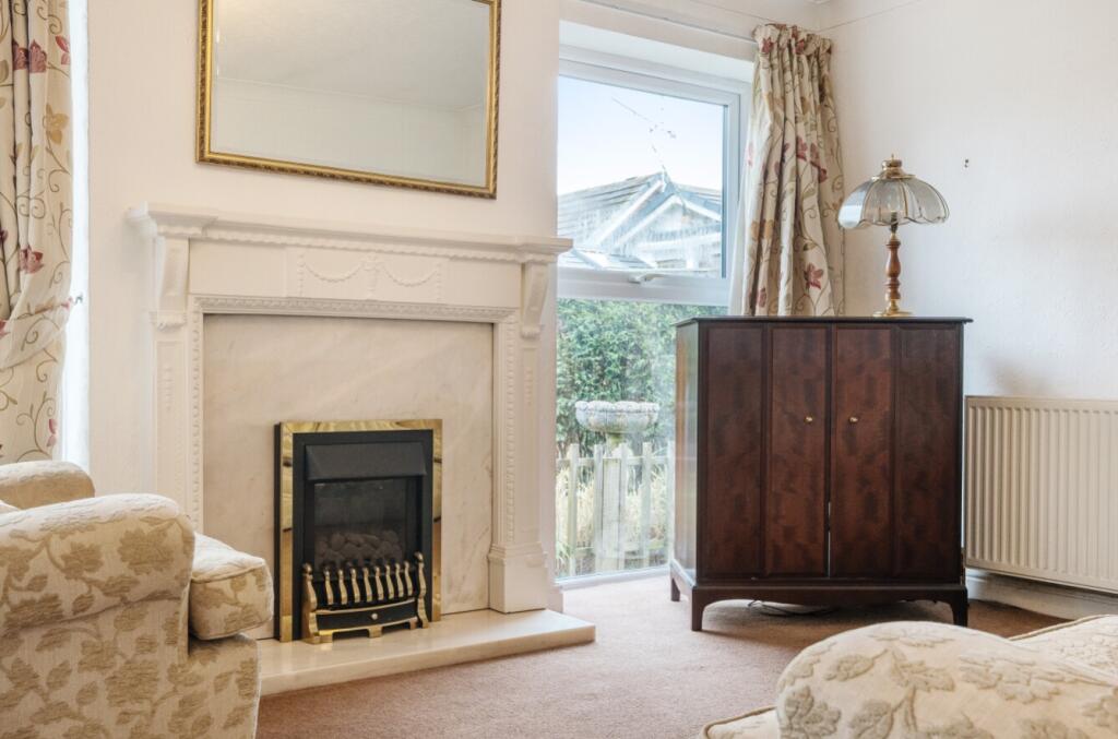 Feature Fireplace 